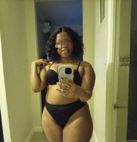 Precious - escort in Chiba