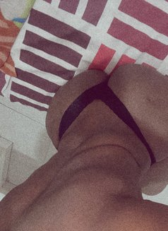 Precious - escort in Noida Photo 1 of 2