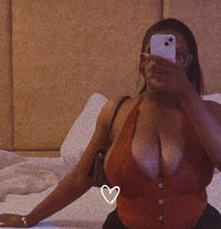 Precious - escort in Lagos, Nigeria