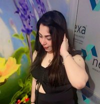 Preet Aerocity Cp Escort - puta in New Delhi Photo 1 of 2