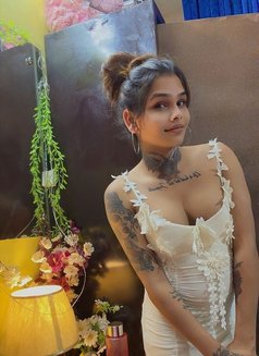 Preet Gill - Acompañantes transexual in Chandigarh Photo 2 of 2