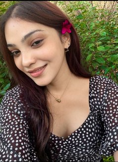 Preet independent service - escort in Chennai Photo 4 of 10