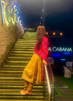Preet independent service - escort in Chennai Photo 6 of 10