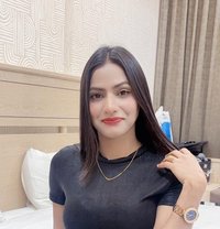 Jot - puta in Dubai Photo 5 of 12