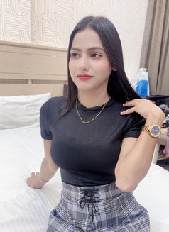 Jot - puta in Dubai Photo 6 of 16