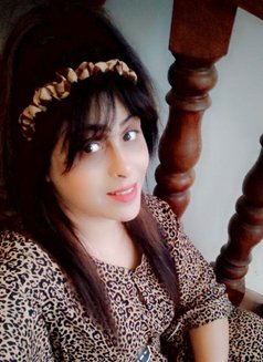 Preet - escort in Dubai Photo 7 of 10