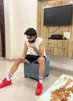 Preet - Male escort in Chandigarh Photo 3 of 6