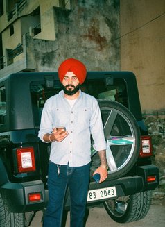 Preet - Male escort in Chandigarh Photo 5 of 6