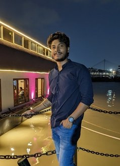 Preet - Intérprete masculino de adultos in Kolkata Photo 5 of 5