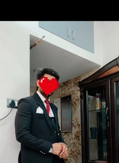 Preet. Singh - Acompañantes masculino in Mumbai Photo 15 of 15