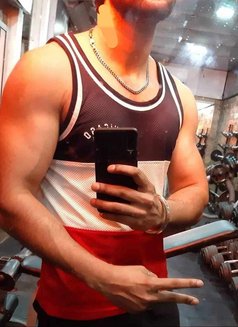 Preet. Singh - Acompañantes masculino in Kochi Photo 15 of 17