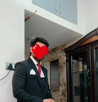 Preet. Singh - Male escort in Mumbai Photo 13 of 14