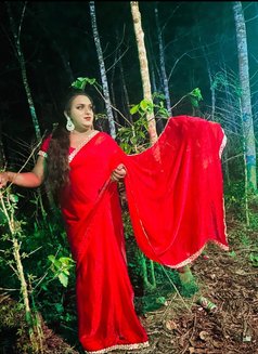 Preethi Dolly - Transsexual escort in Hyderabad Photo 4 of 4