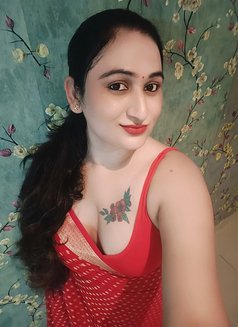 Preethi - Acompañantes transexual in Hyderabad Photo 4 of 5