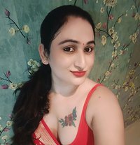Preethi - Acompañantes transexual in Hyderabad Photo 4 of 5