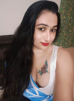 Preethi - Transsexual escort in Hyderabad Photo 4 of 4