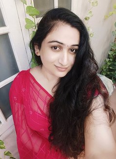 Preethi - Acompañantes transexual in Hyderabad Photo 2 of 4