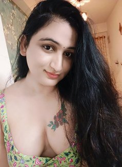 Preethi - Acompañantes transexual in Hyderabad Photo 4 of 4