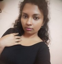 Preethi Tamil Genuine Service - adult performer in Chennai