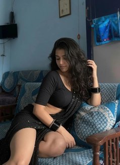 Best service available - escort in Chennai Photo 3 of 3