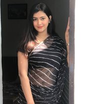 ꧁♧🦋༻ Preeti a Sexy and Beautiful ༻♧☆꧂ - puta in Surat Photo 1 of 2