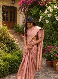 Preeti Cam & Meet Indep. Girl escort - escort in Kochi Photo 5 of 5