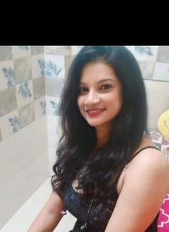 PREETI INDEPENDENT CALL GIRL SERVICE - escort in Noida Photo 2 of 2
