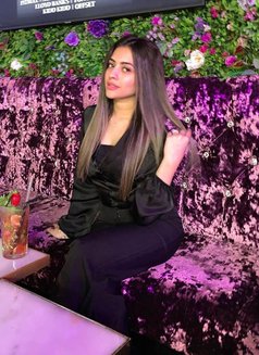 Preeti independent - puta in Dubai Photo 4 of 4