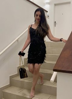 Preeti - escort in Singapore Photo 4 of 5