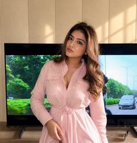 Preeti - puta in Dubai