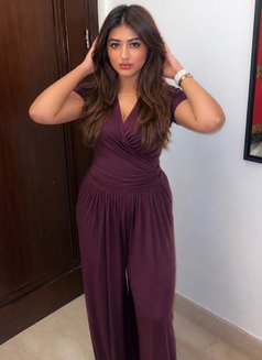 Preeti - puta in Dubai Photo 1 of 4