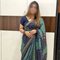 Preeti - puta in Jaipur Photo 2 of 2