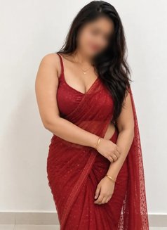 Preeti - escort in Jalandhar Photo 2 of 3