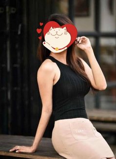 Preeti - escort in Mumbai Photo 1 of 1