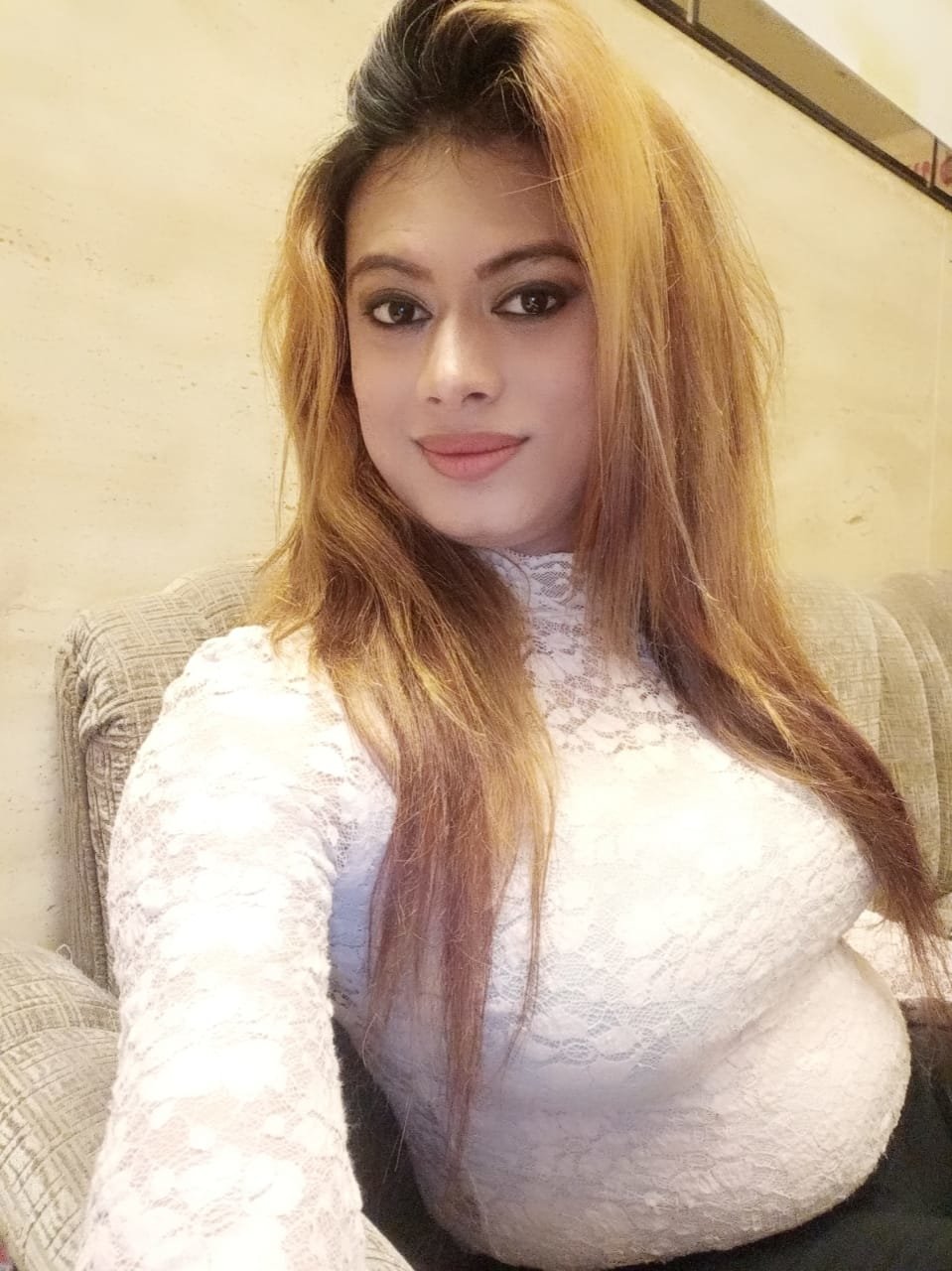 Preeti, Indian Transsexual escort in New Delhi