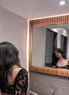 Preeti Indian Girl - escort in Dubai Photo 1 of 2