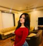 Preeti Indian Model - puta in Sharjah Photo 2 of 4
