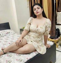Preeti - escort in Maldives