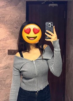 Preeti Nagar - escort in Noida Photo 1 of 8