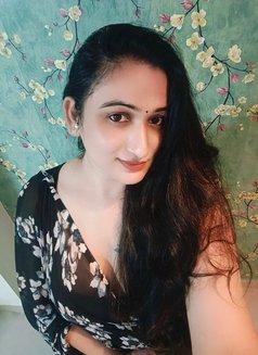 Preeti Reddy - escort in Hyderabad Photo 2 of 5