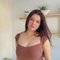 Preeti Verma - puta in Sharjah Photo 2 of 3