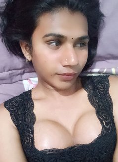 Preety Cutie - Acompañantes transexual in Hyderabad Photo 2 of 2