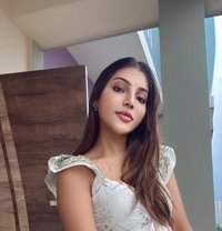 Prema am Indipendent girl - puta in Hyderabad