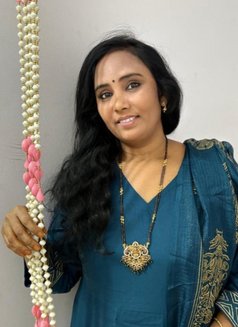 Am latha - escort in Hyderabad Photo 2 of 2