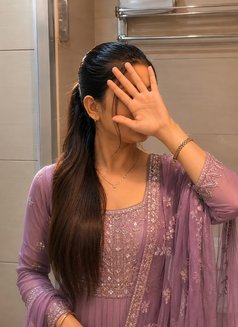 Premium Cam Meet - escort in Hyderabad Photo 1 of 2
