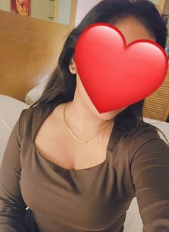 Premium Chennai Incall / Outcall Service - escort in Chennai Photo 1 of 5