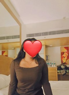Premium Chennai Incall / Outcall Service - escort in Chennai Photo 3 of 5