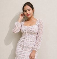 Beautiful cute girl available in one cal - escort in Bangalore