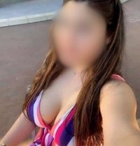 Premium Escorts Services in Noida Call - escort in Noida