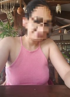 Premium, Independent Escort - puta in Candolim, Goa Photo 2 of 7